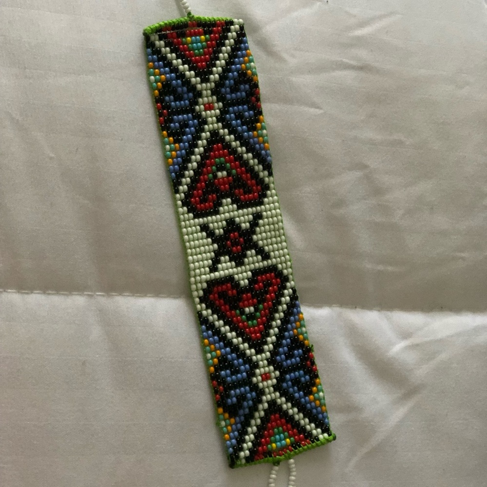 Hand made beaded bracelets - Picture 2 of 6